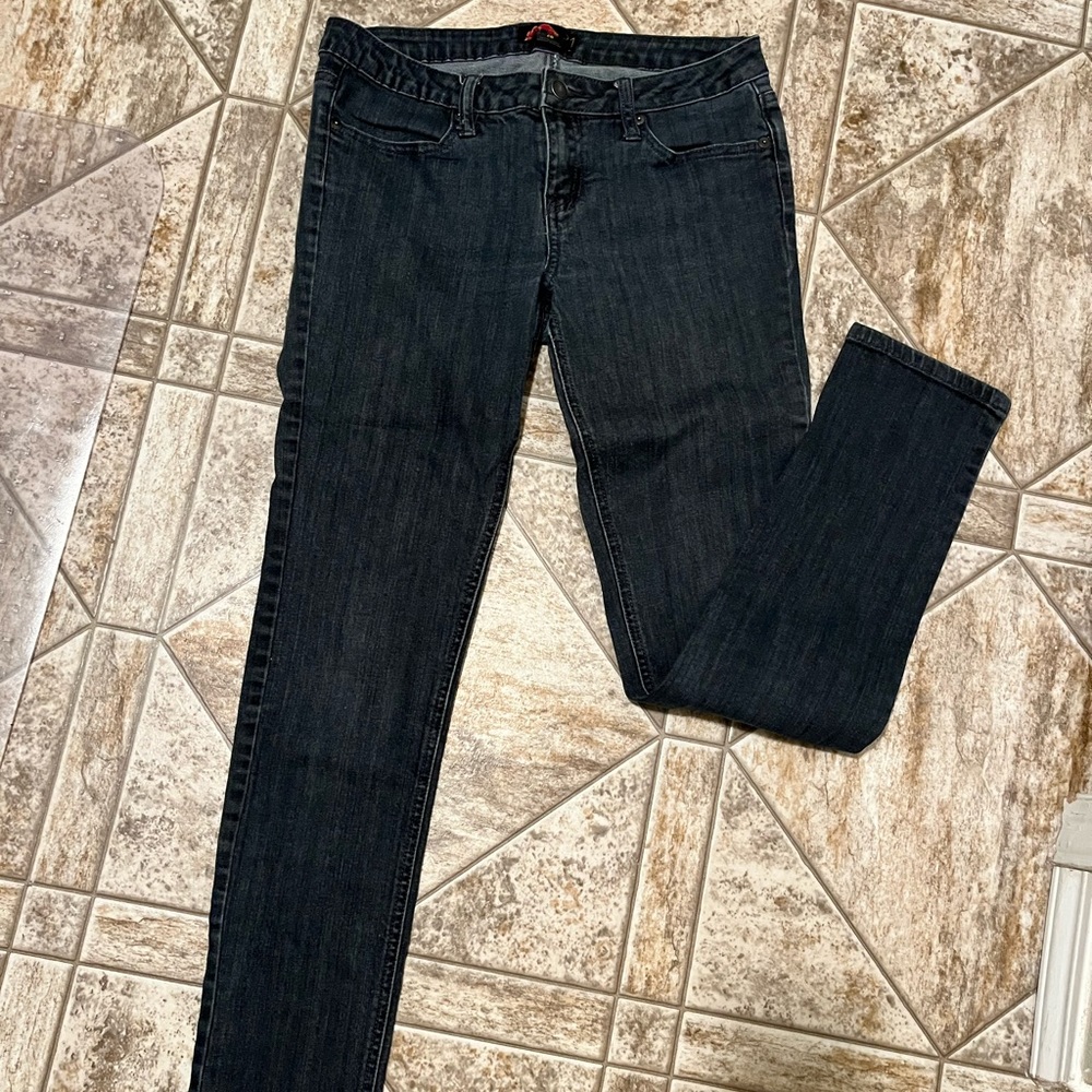 Black skinny jeans